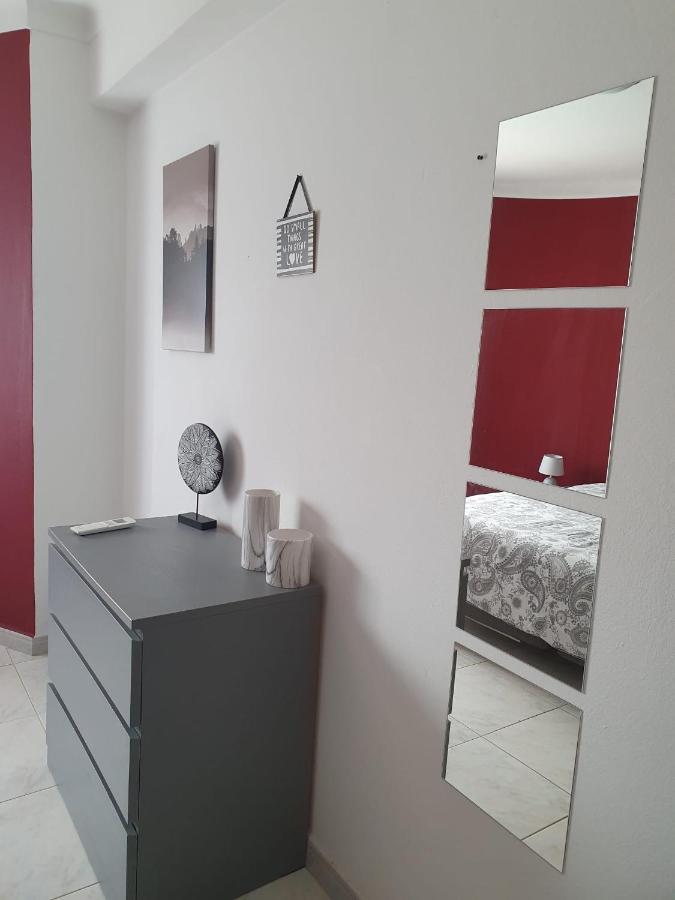 Brisa'S Haven Guesthouse !Pet Friendly! Lagos Exterior foto